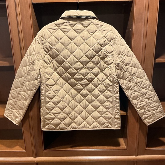 NWOT Burberry Women Quilted Jacket in Tan, Size XS - Picture 7 of 12
